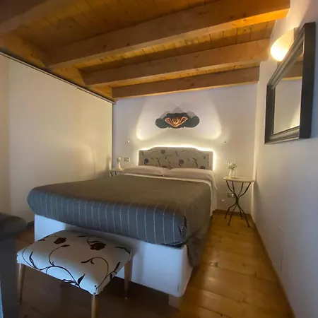 La Casa Nel Sole - Boutique Бари